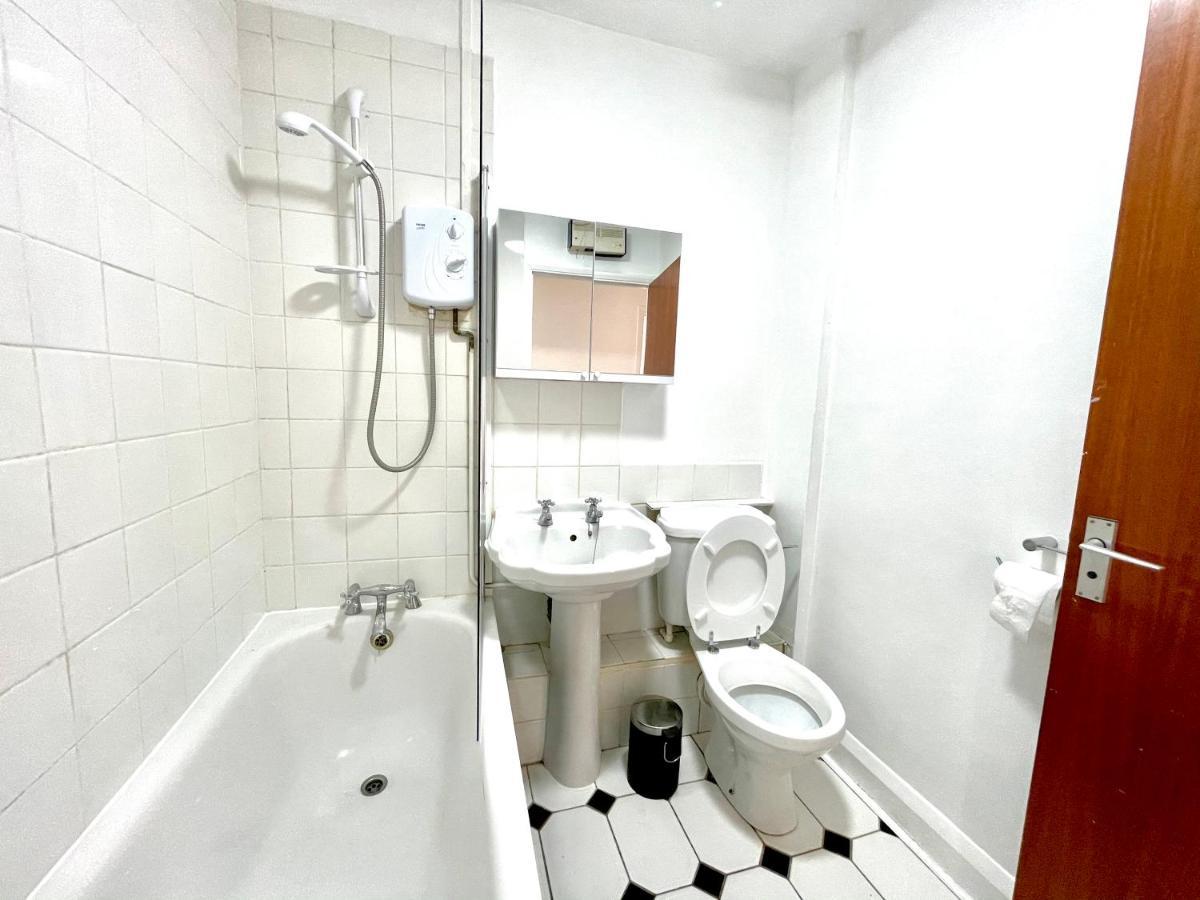 Apartamento No2326 Tree-Hole Northolt  Exterior foto