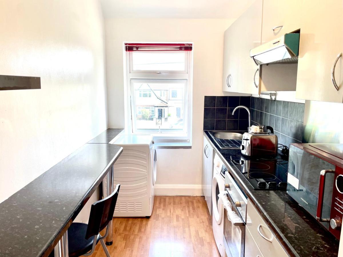 Apartamento No2326 Tree-Hole Northolt  Exterior foto