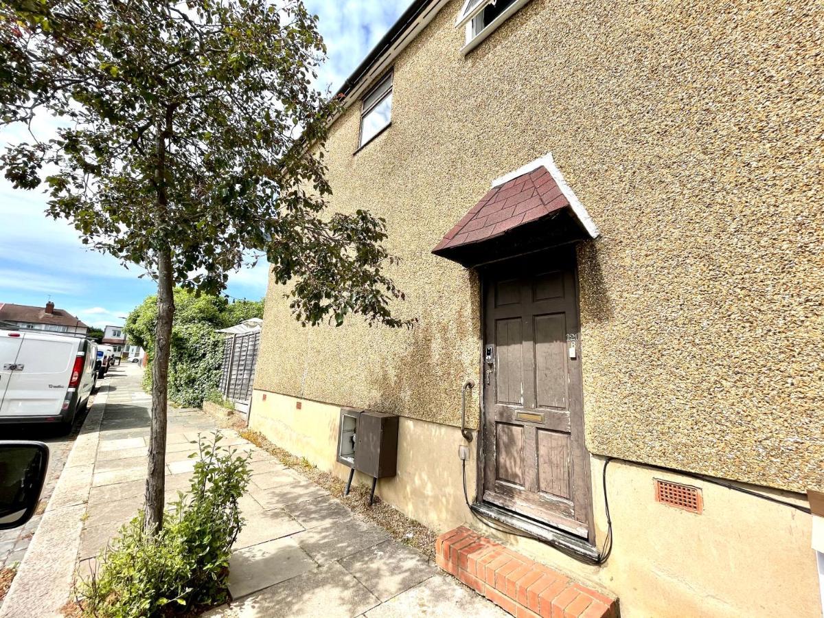 Apartamento No2326 Tree-Hole Northolt  Exterior foto